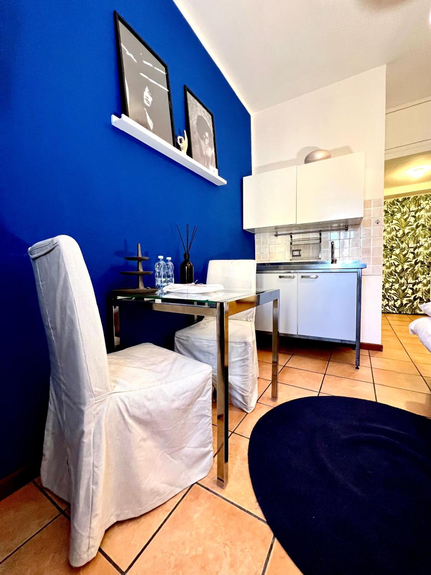 Comecasa Grazioso Monolocale In Porta Romana Apartamento Milão Exterior foto